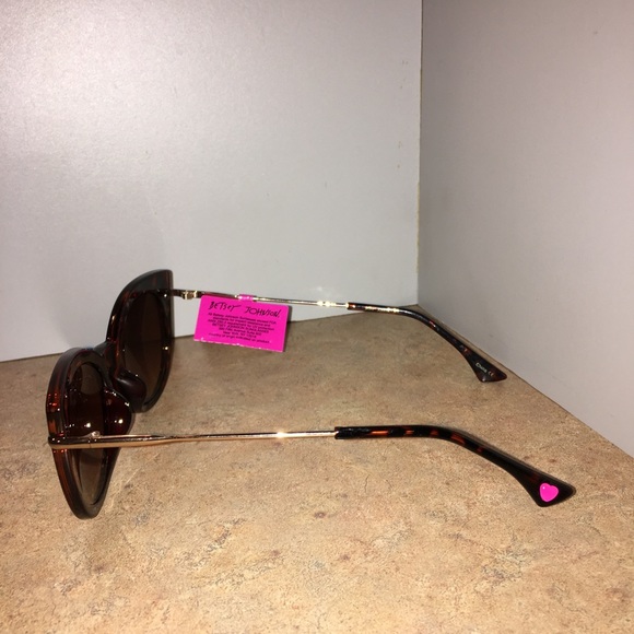 🆕NEW-BETSEY JOHNSON TORTOISE SHELL SUNGLASSES - Picture 5 of 6